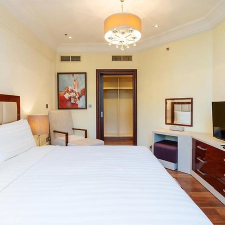 Royal Club By Rvhr, Grandeur Residence Crescent Palm Jumeirah 두바이 외부 사진