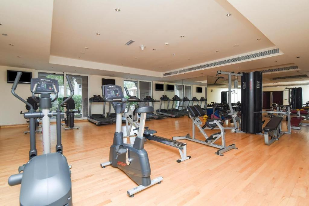 Royal Club By Rvhr, Grandeur Residence Crescent Palm Jumeirah 두바이 외부 사진