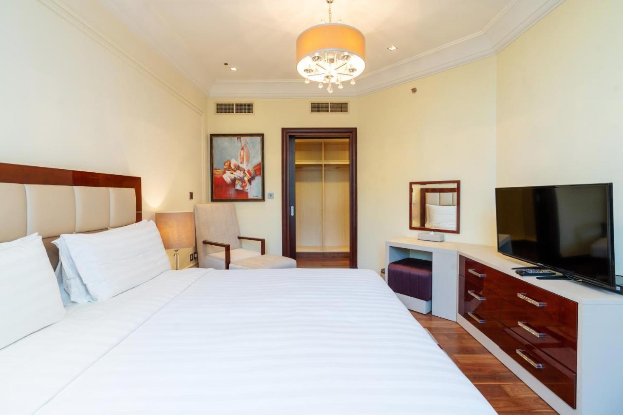 Royal Club By Rvhr, Grandeur Residence Crescent Palm Jumeirah 두바이 외부 사진