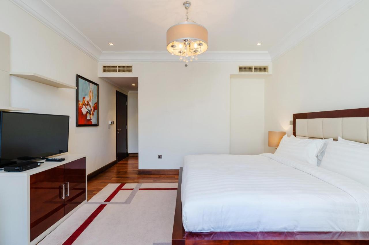 Royal Club By Rvhr, Grandeur Residence Crescent Palm Jumeirah 두바이 외부 사진