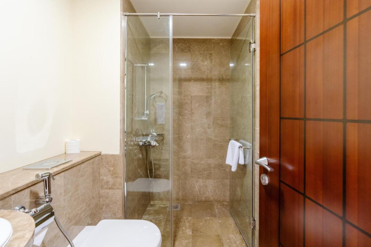 Royal Club By Rvhr, Grandeur Residence Crescent Palm Jumeirah 두바이 외부 사진