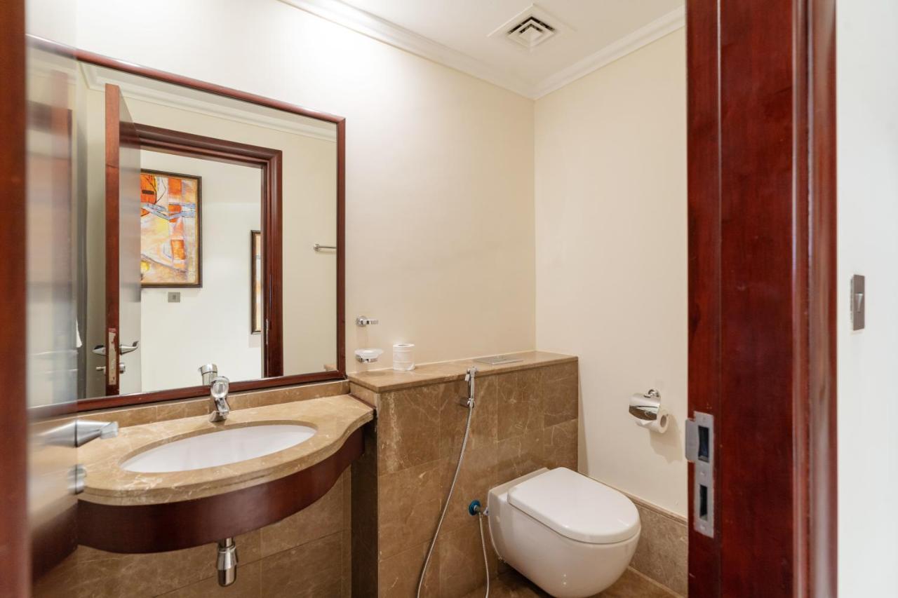 Royal Club By Rvhr, Grandeur Residence Crescent Palm Jumeirah 두바이 외부 사진