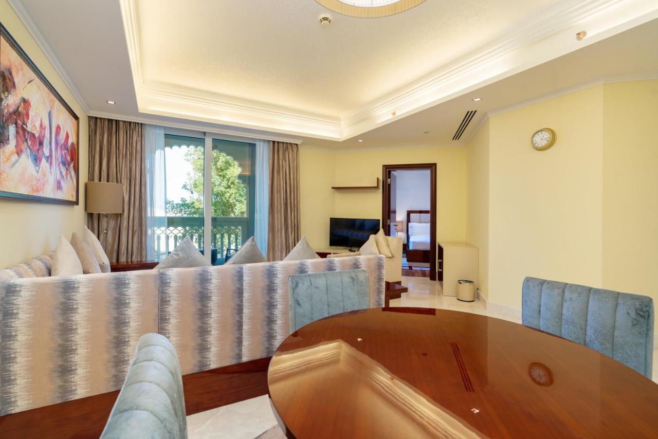 Royal Club By Rvhr, Grandeur Residence Crescent Palm Jumeirah 두바이 외부 사진